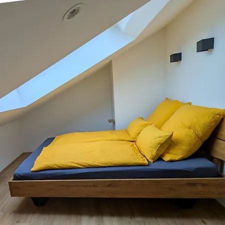 Moderne Dachgeschoss Im Mittenwalderzentrum Apartment