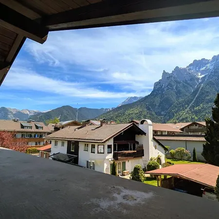 Moderne Dachgeschoss Im Mittenwalderzentrum Appartement *
